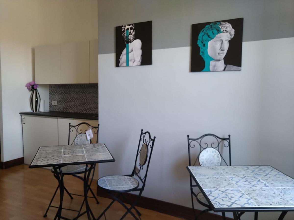 אגריג'נטו Artemide Rent Bedrooms מראה חיצוני תמונה
