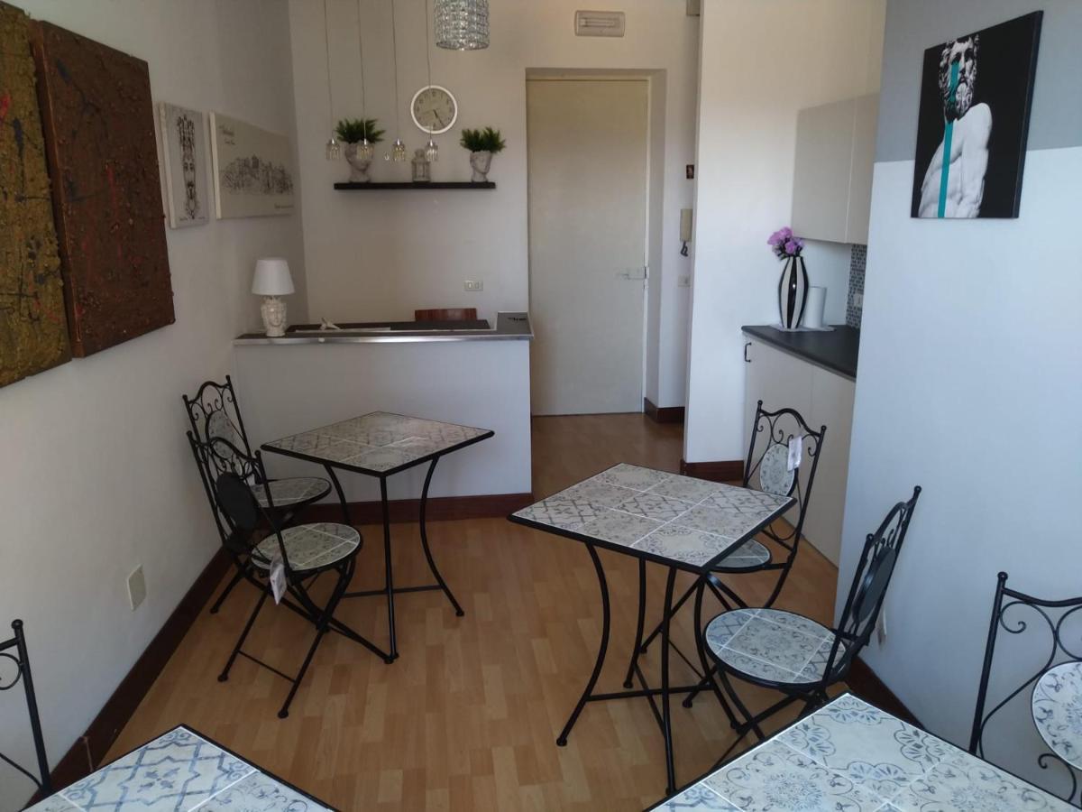 אגריג'נטו Artemide Rent Bedrooms מראה חיצוני תמונה
