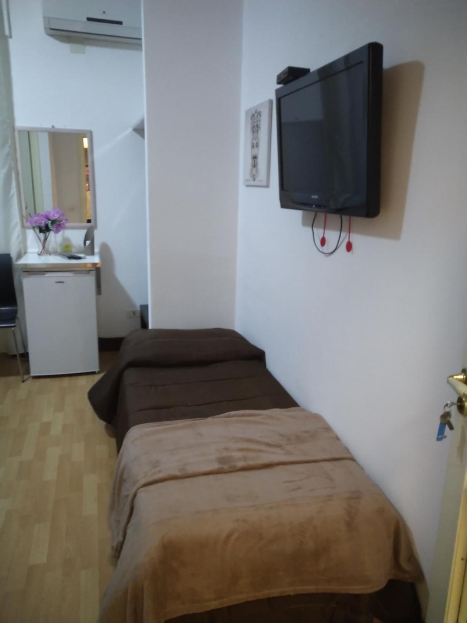 אגריג'נטו Artemide Rent Bedrooms מראה חיצוני תמונה