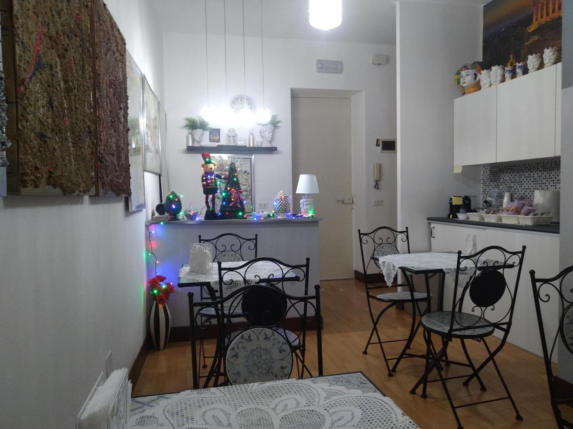 אגריג'נטו Artemide Rent Bedrooms מראה חיצוני תמונה
