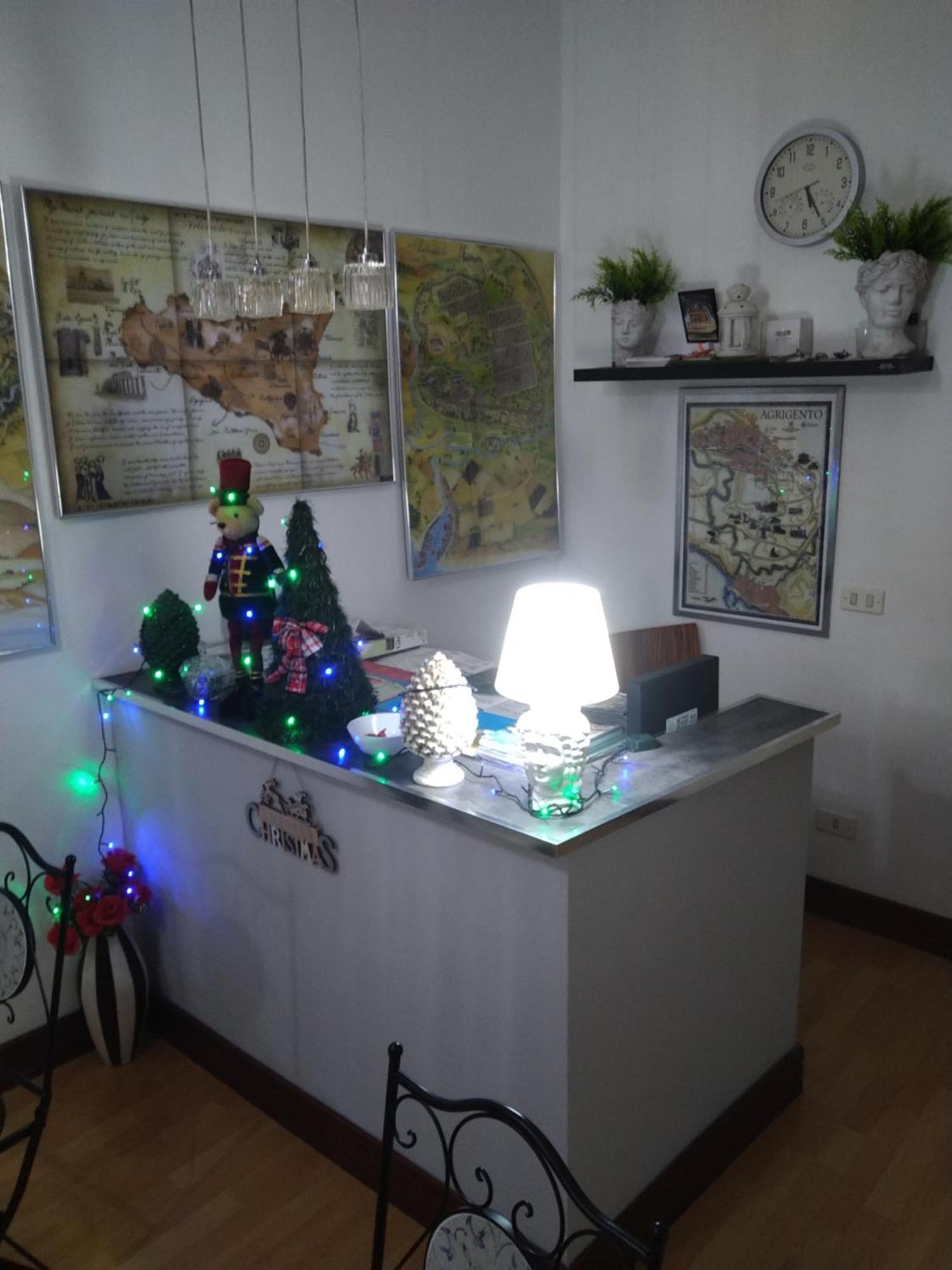 אגריג'נטו Artemide Rent Bedrooms מראה חיצוני תמונה