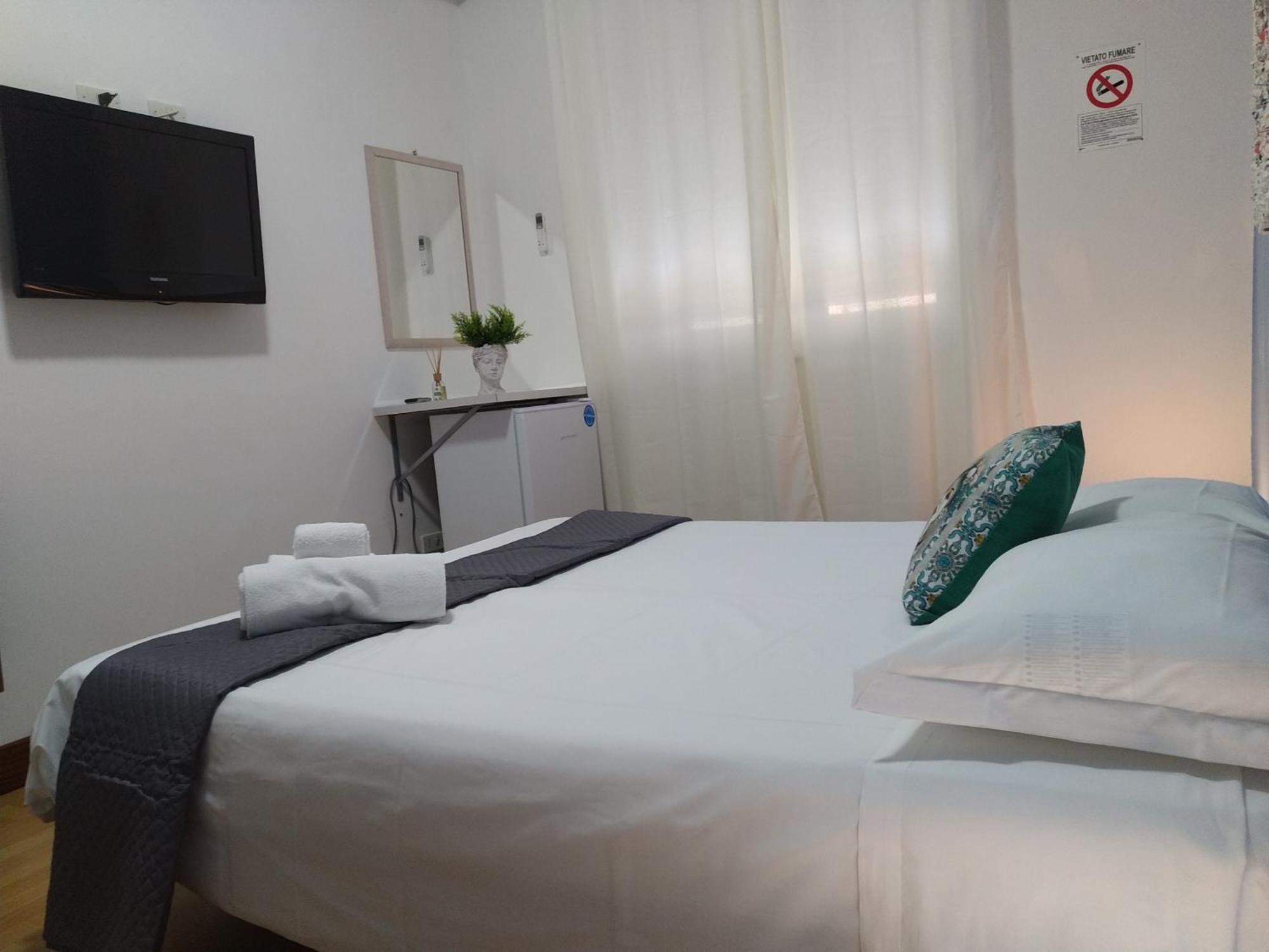 אגריג'נטו Artemide Rent Bedrooms חדר תמונה