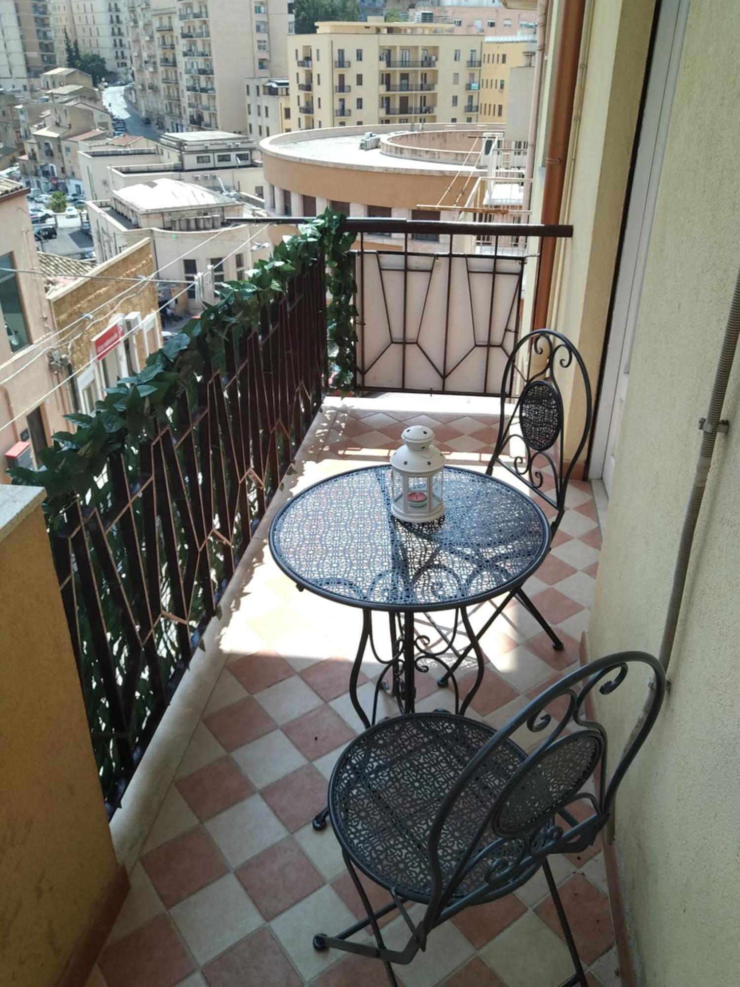 אגריג'נטו Artemide Rent Bedrooms מראה חיצוני תמונה
